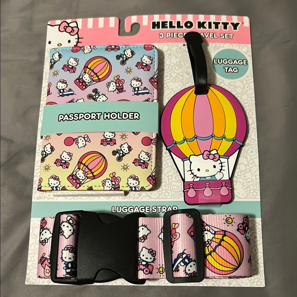 Hello Kitty Pink Travel Set.